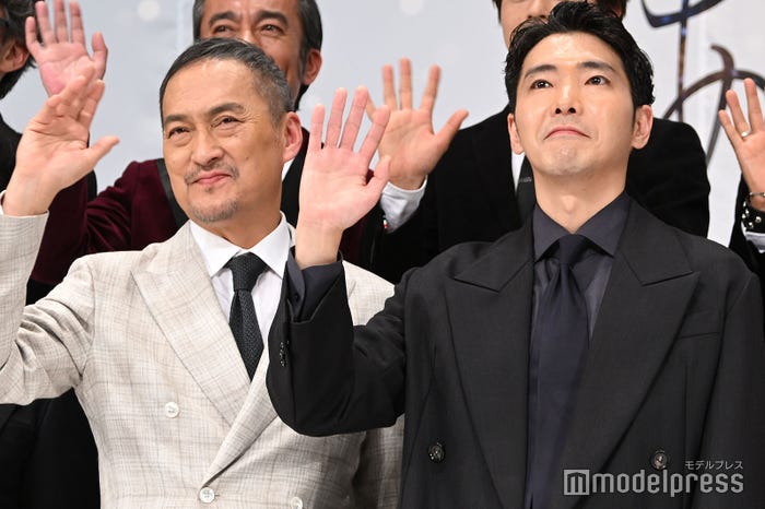 渡辺謙、柄本佑(C)モデルプレス