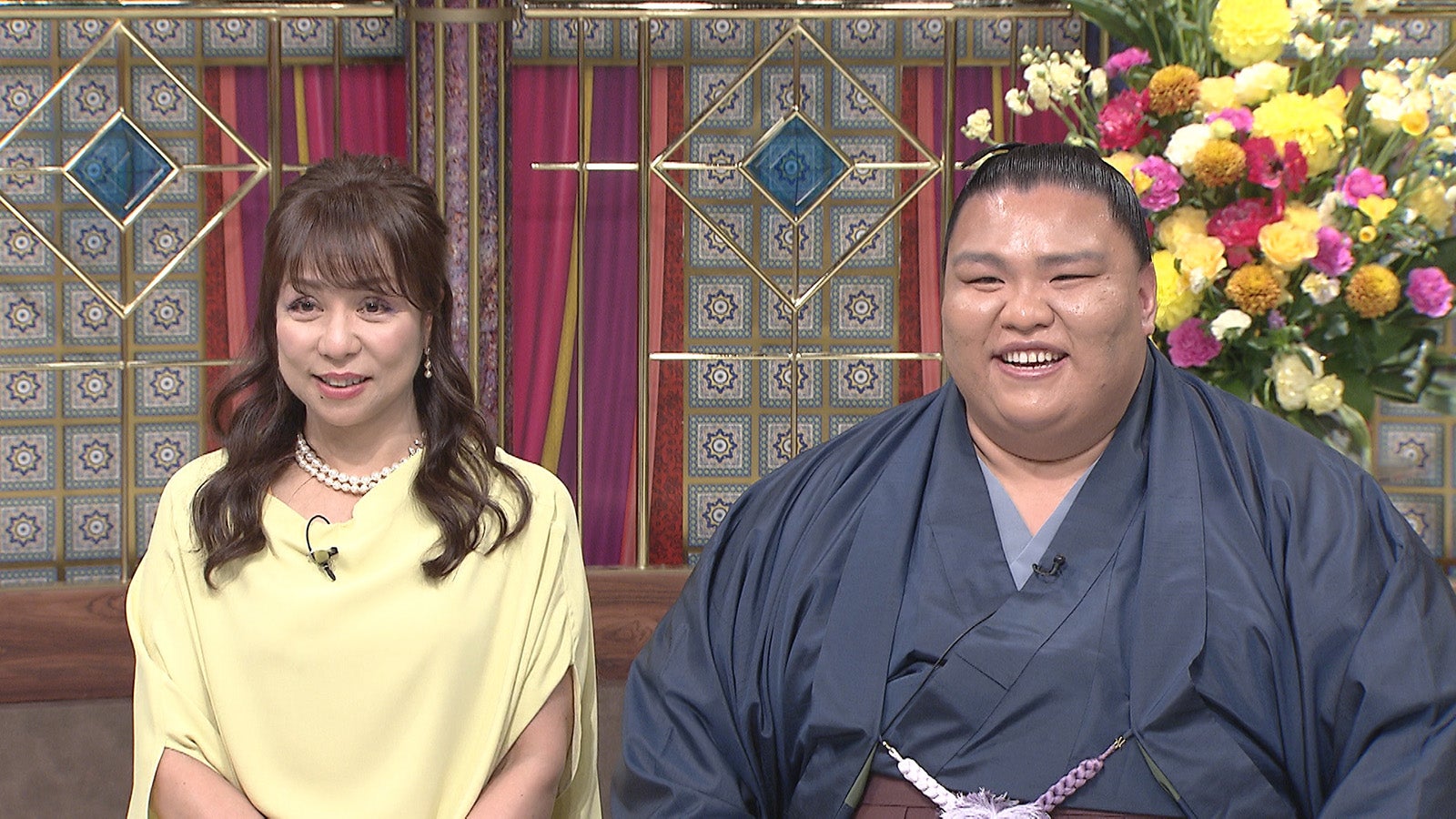 母・大道マルガリータさん、御嶽海（C）日本テレビ