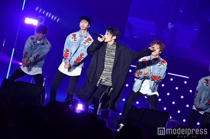 SKY-HI(C)モデルプレス