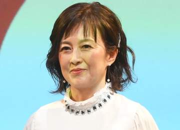 59歳元アイドルがゴルファー憧れの聖地へ 「いつかは訪れてみたいと 念願叶いました」 SNS「羨ましい限り」「まさに夢の舞台！」「JKに見えました」
