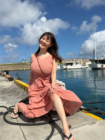 グラビアで注目、44歳元NHKアナの"美ボディ"ワンピース姿にくぎ付け「なんと美しい！」