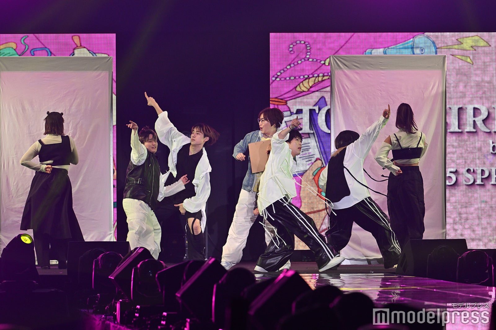 （C）モデルプレス