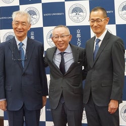 ファストリ柳井氏 ノーベル賞受賞の山中氏、本庶氏に寄付 新型コロナなどに10年で100億円
