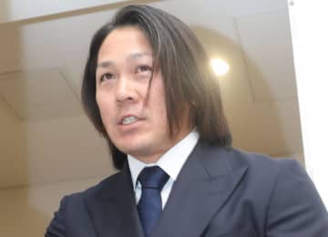 巨人・甲斐が髪バッサリ！「髪のことで沢山のことを言われてきましたが、何年ぶりかに襟足を切りました」