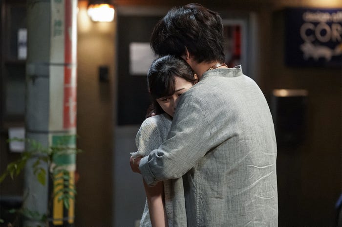 福原遥、赤楚衛二/「舞いあがれ!」第96話(C)NHK