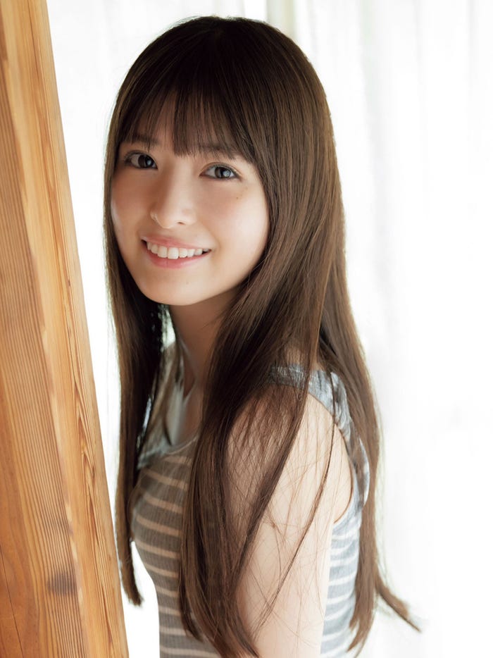 「TRIANGLE magazine 03」小川彩 cover 先行カット(講談社)撮影/細居幸次郎