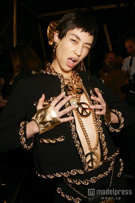 水原希子:MOSCHINO 2014-15 Autumn/Winter