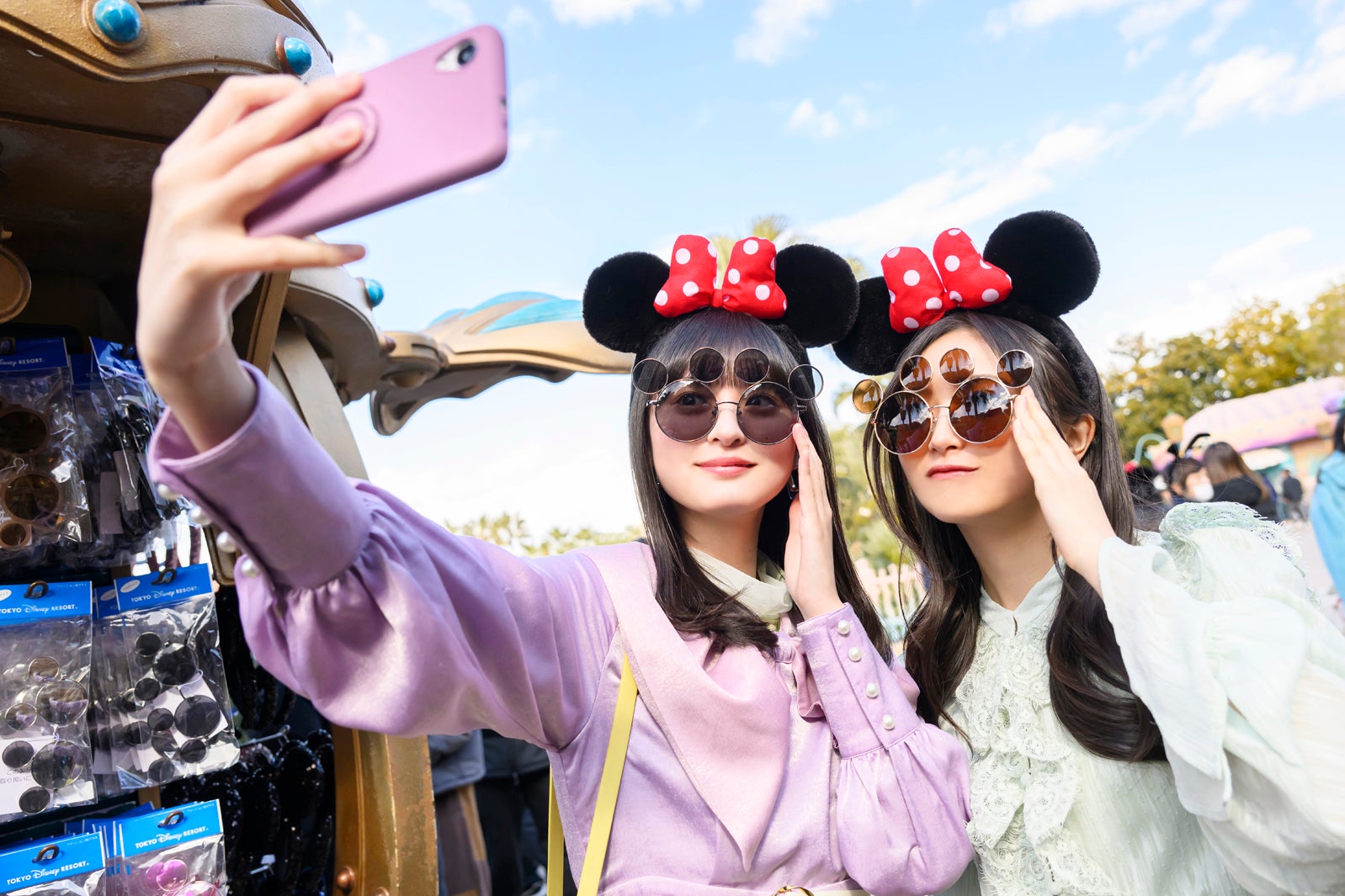 遠藤さくら、井上和（C）Disney