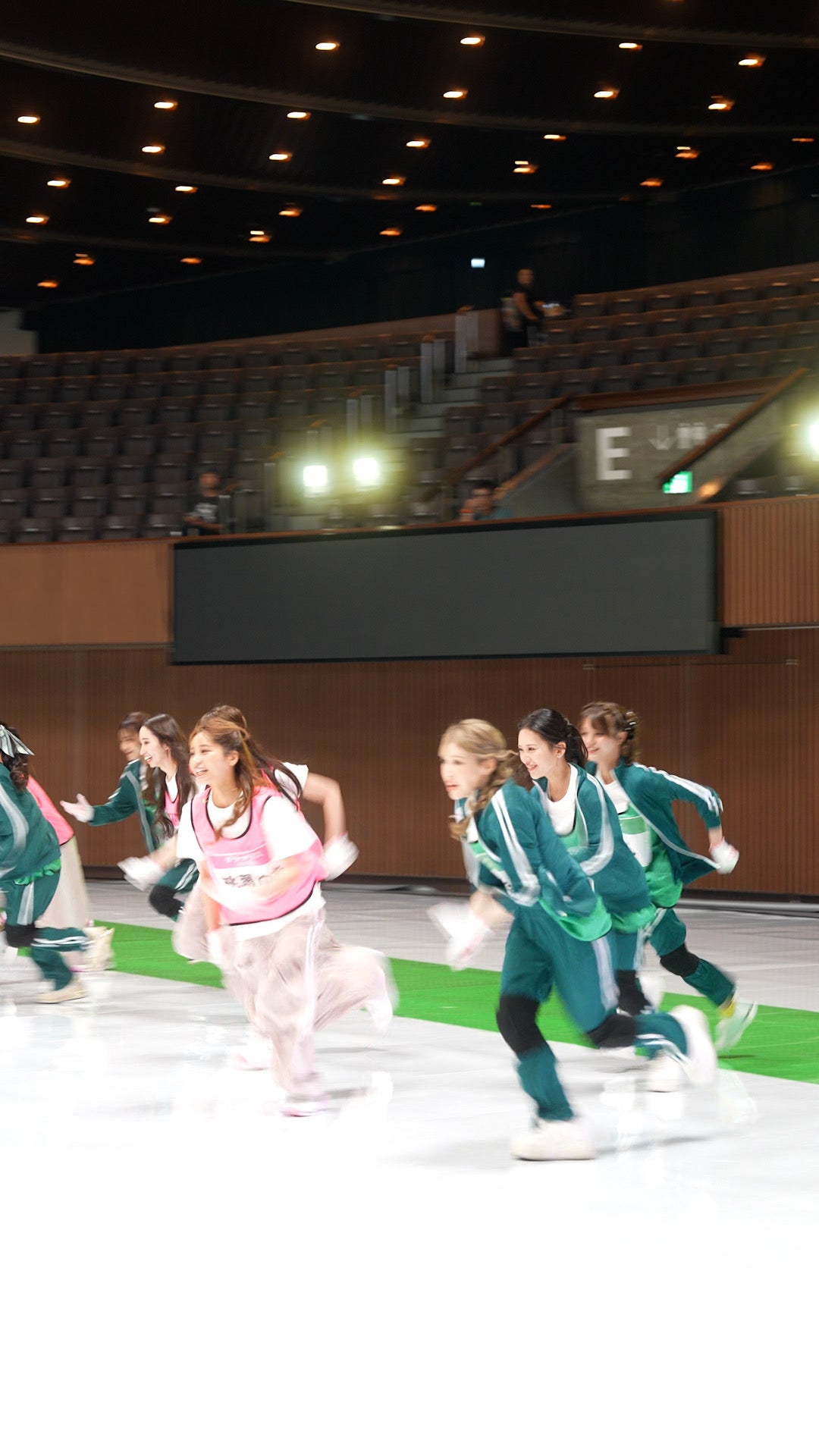 「グラマラス」×「ルパン」（提供写真）