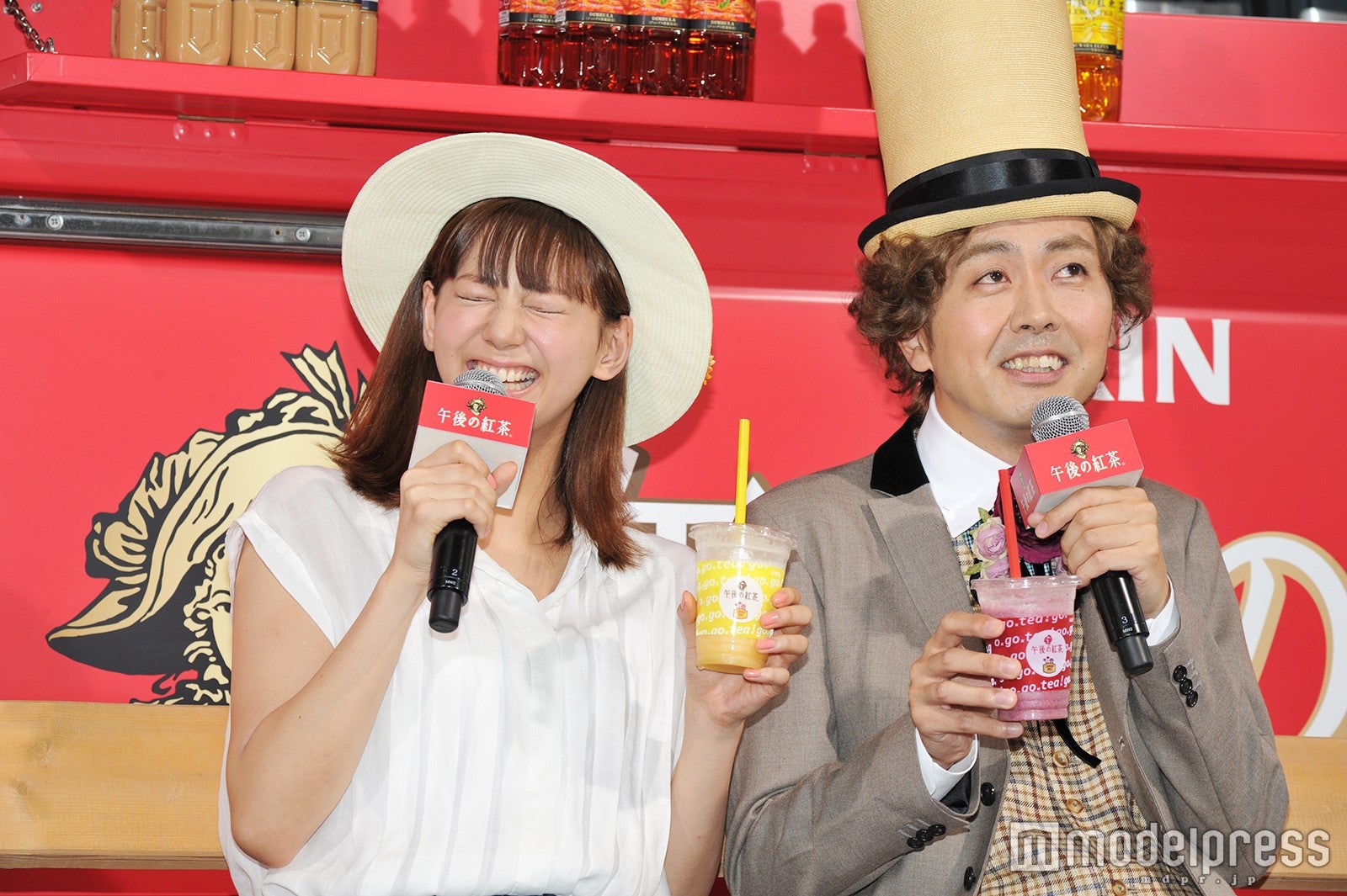 西内まりや、アンガールズ・田中卓志（C）モデルプレス