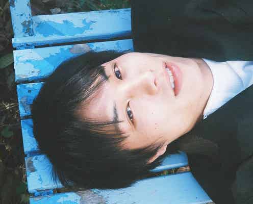 鈴木伸之、マネージャー撮影の“近キョリ”写真 プライベートもチラリ