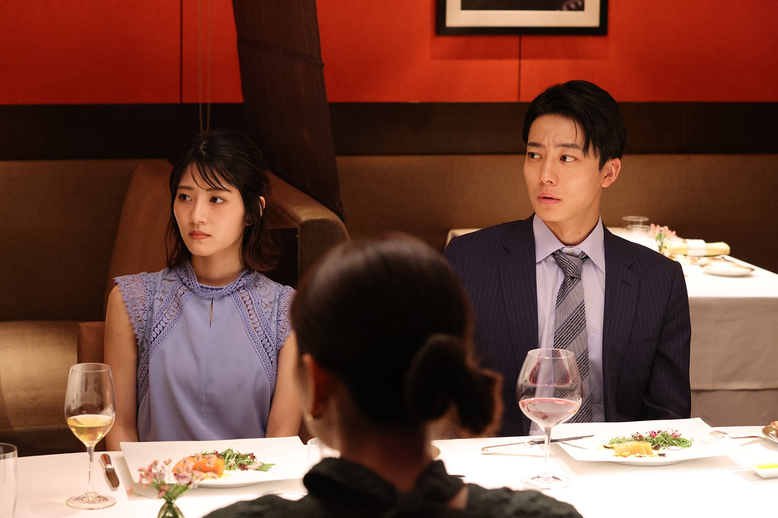 若月佑美、井上祐貴「何曜日に生まれたの」第4話より（C）ABCテレビ