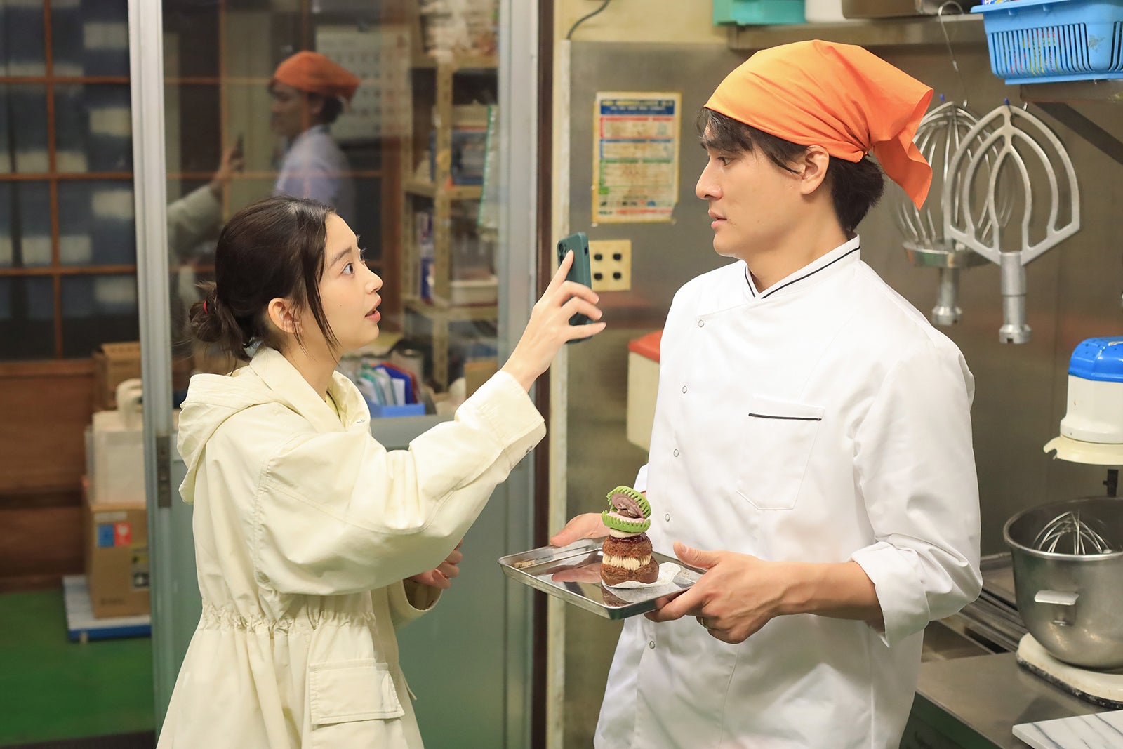 「街並み照らすヤツら」初回、正義（森本慎太郎）の左手薬指に注目集まる 彩（森川葵）への気遣いも話題「キュンとした」「素敵」