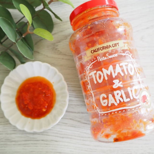 カルディトマト＆ガーリックソースの中身