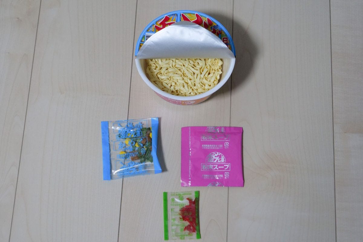 どん兵衛「沖縄そば」