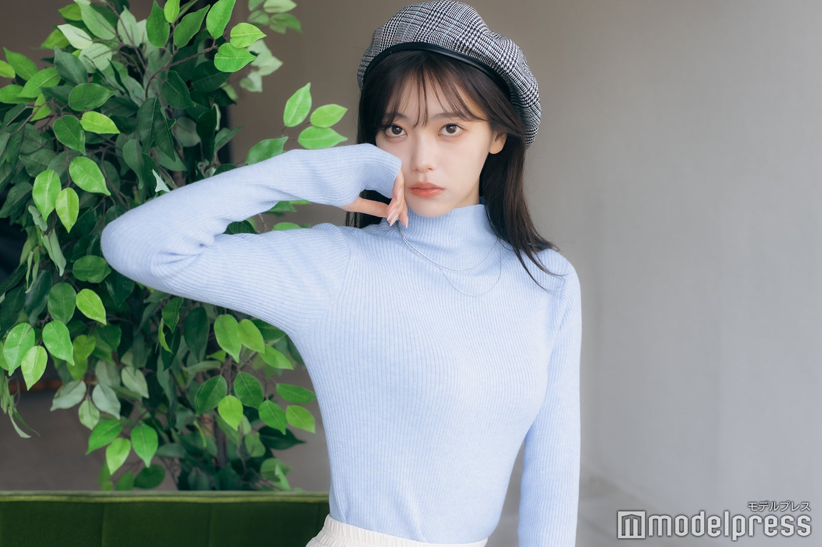 秋山理湖さん（C）モデルプレス