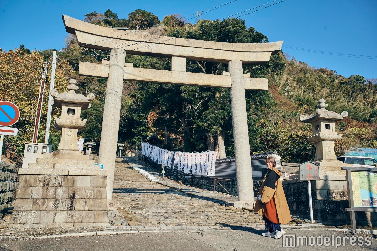 1,159段もの石段（C）モデルプレス