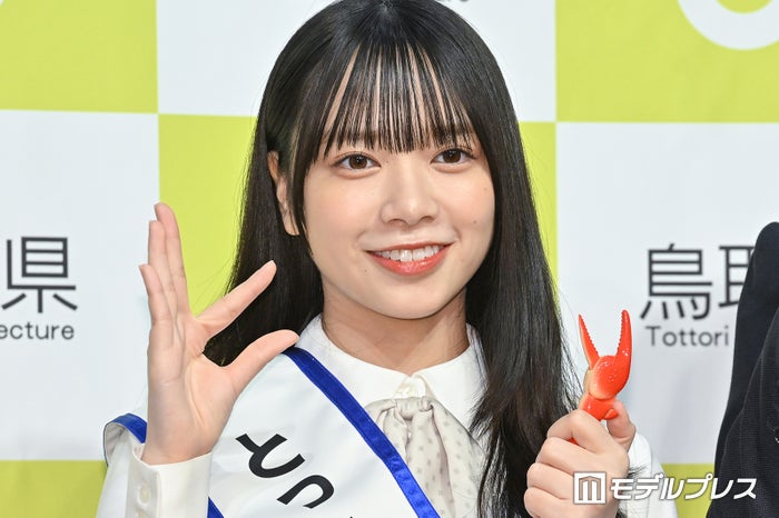 日向坂46卒業発表の山口陽世、一人旅ショット公開 人混みでの自撮りに「普通にいてびっくり」「オーラ隠せてない」の声