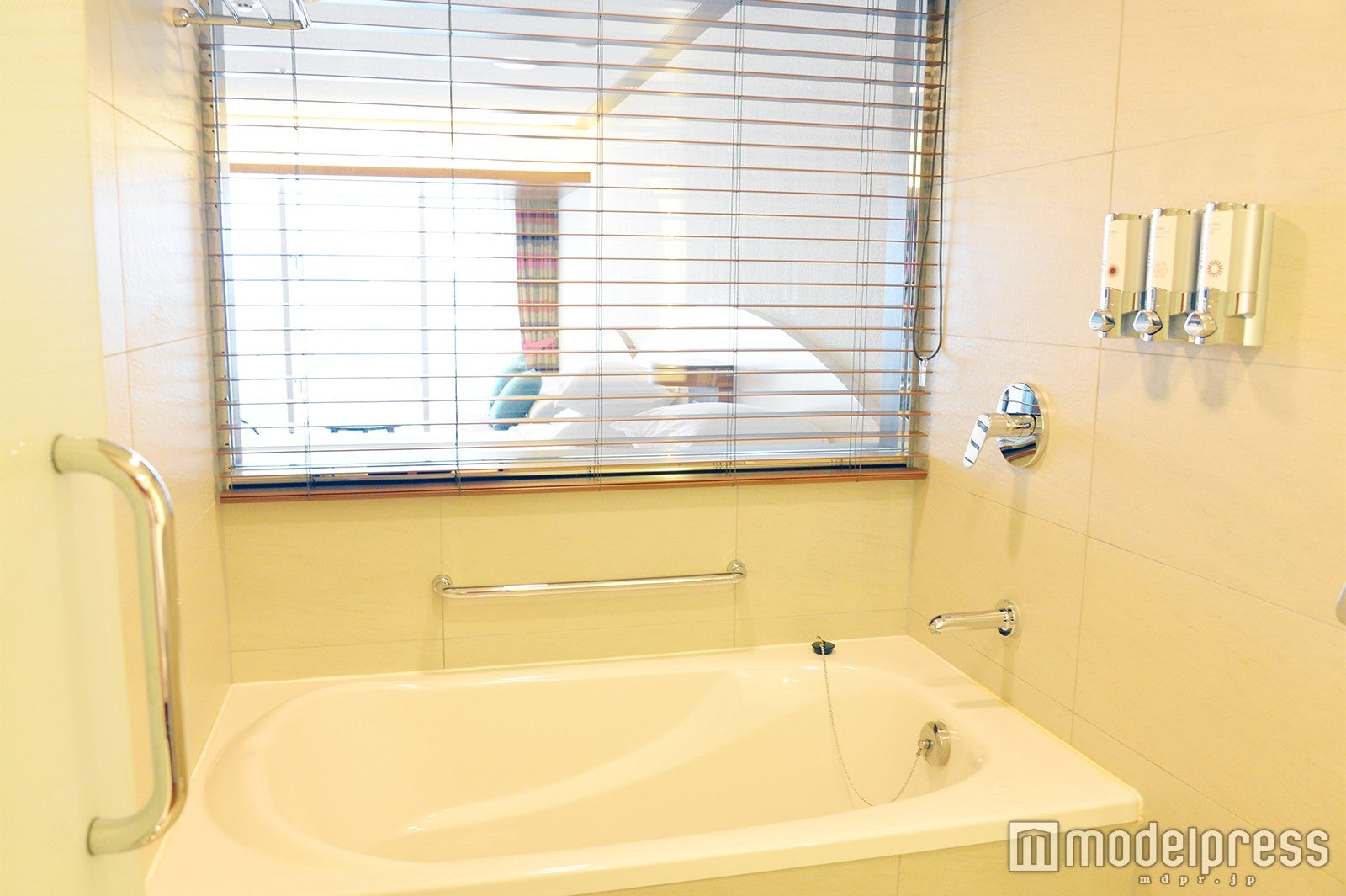 バスルーム（C）モデルプレス