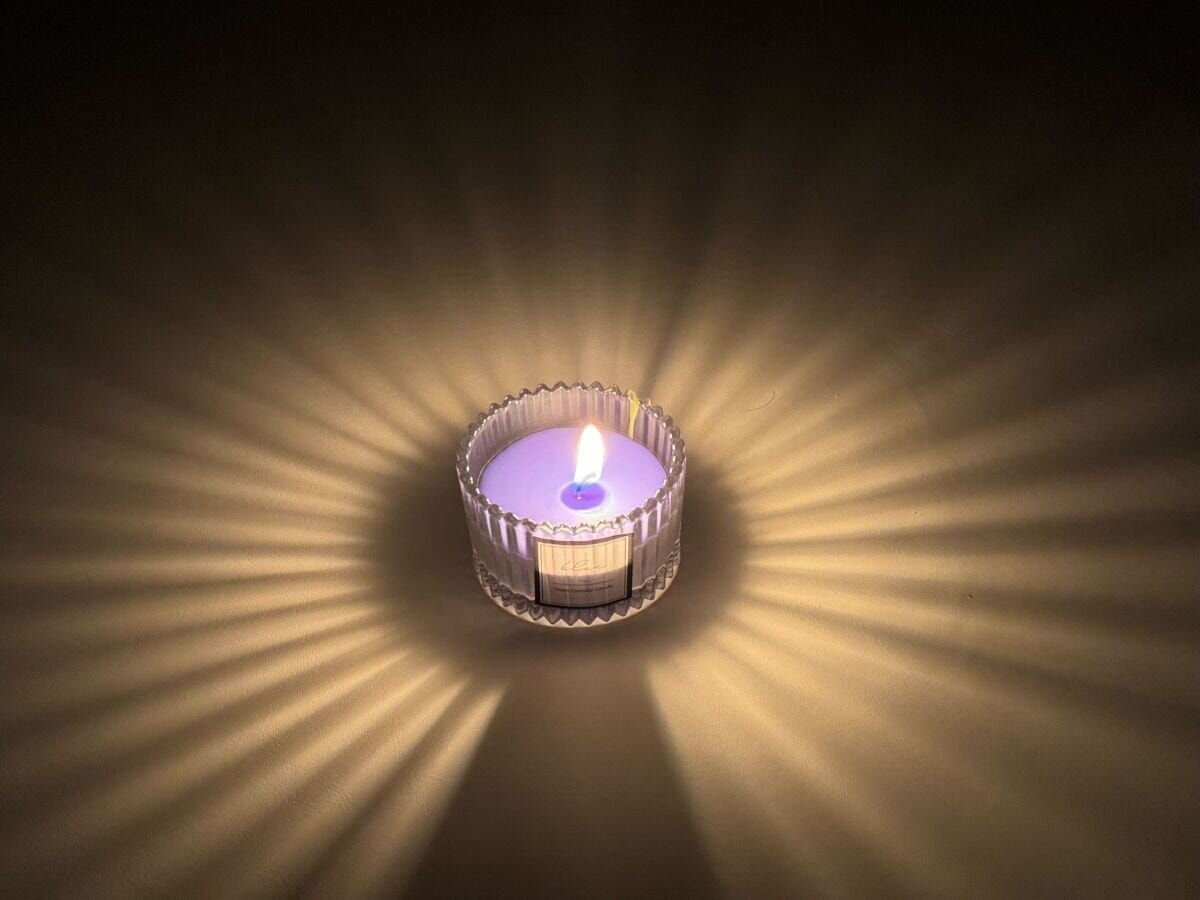 ガラスキャニスターキャンドル(ブルー) 点灯 ガラスキャニスターキャンドル(ブルー) 点灯