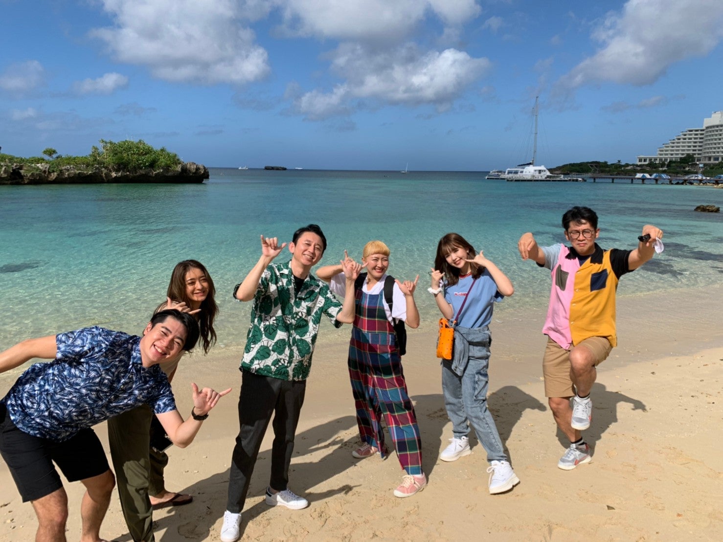 （左から）吉村崇、みちょぱ、有吉弘行、丸山桂里奈、藤田ニコル、ビビる大木 （C）フジテレビ