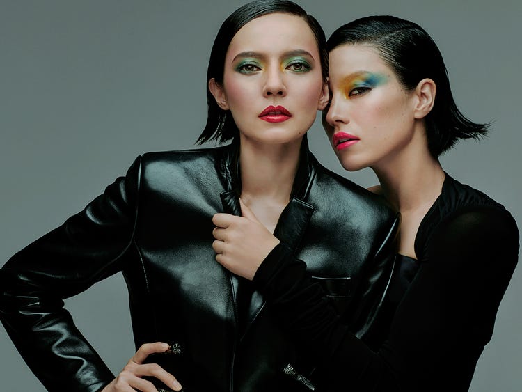 ベッキー ジェシカ姉妹で新たな一面 モードメイクがかっこいい モデルプレス ベッキー ジェシカ姉妹で新たな一面 モードメイクがかっこいい モデルプレス