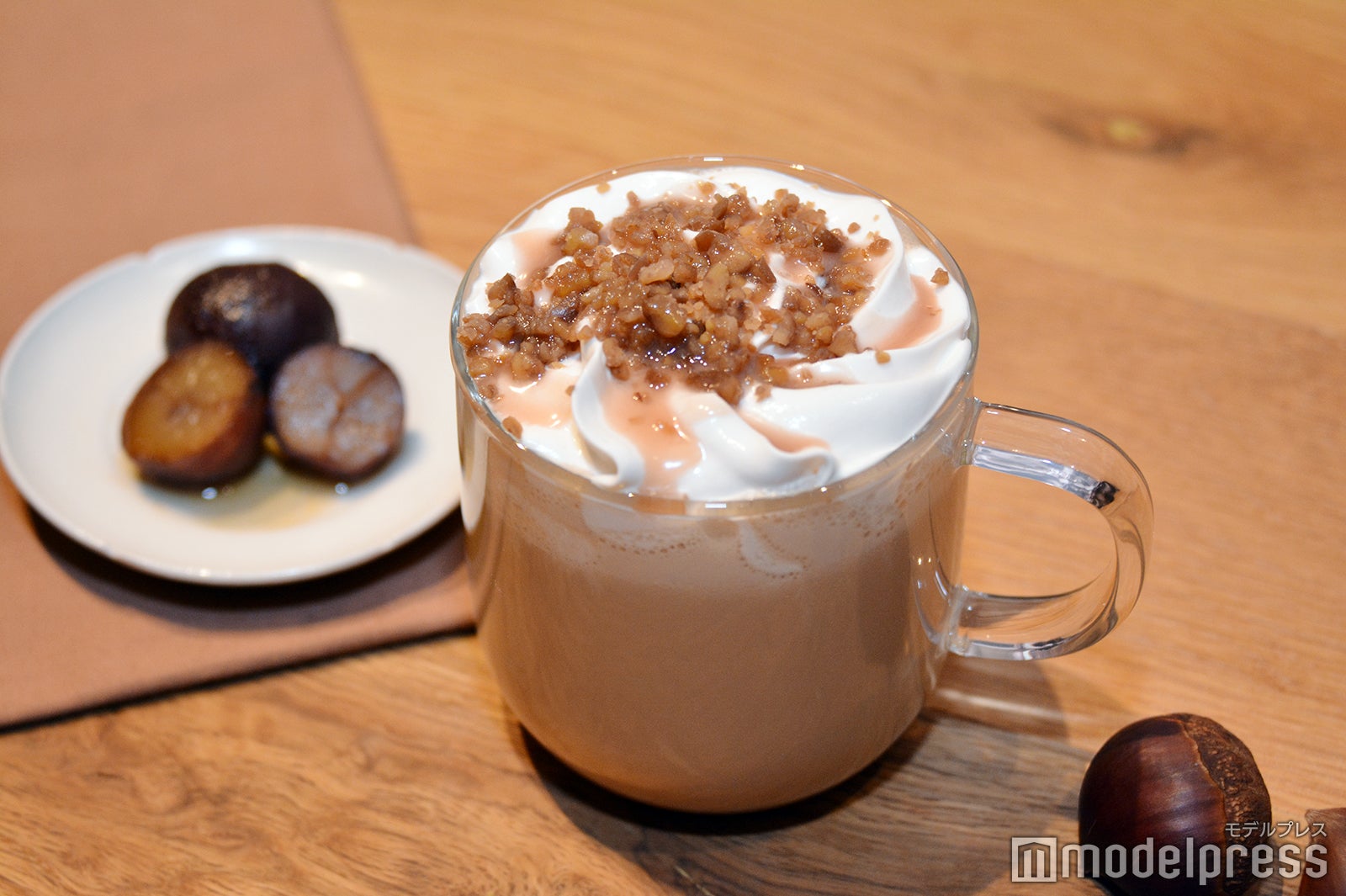 モンブラン ラテ（C）モデルプレス