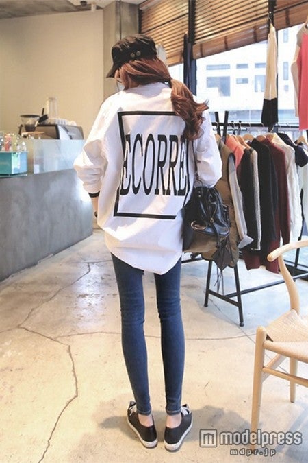 バックプリントシャツ「OGAGE JAPAN」3,980円（税込）