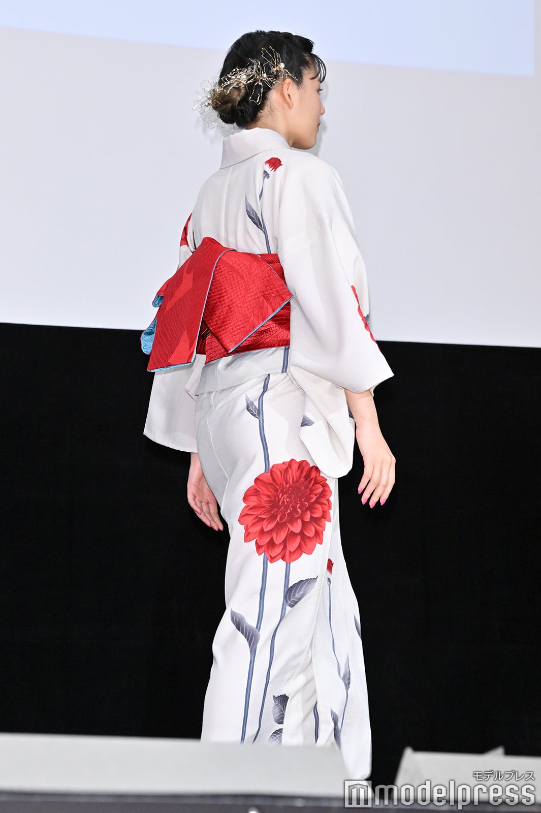 石井杏奈 （C）モデルプレス