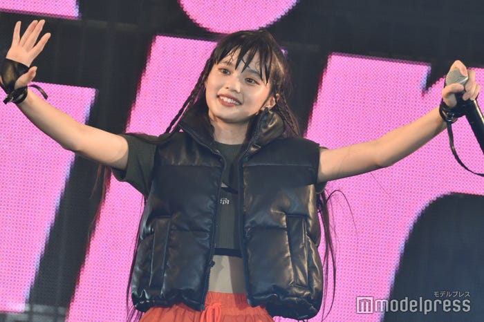 Girls2(C)モデルプレス