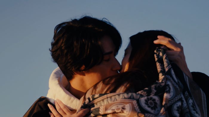 ゆうじ、あやか「LOVE POWER KINGDOM〜恋愛強者選挙〜」(C)AbemaTV,Inc