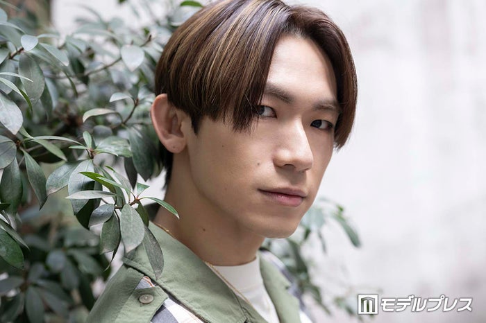 EXILE NAOTO、悶々としていた“10代の自分”へ贈りたいメッセージ「自分よりグループ」の価値観に秘めた熱い想い＜「Onestà」インタビュー後編＞
