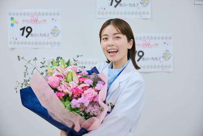 小芝風花「19番目のカルテ」(C)TBSスパークル/TBS(撮影:加藤春日)