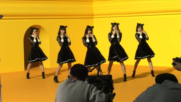乃木坂46 白石麻衣 西野七瀬 齋藤飛鳥 生駒里奈 生田絵梨花 マウス姿 の撮影裏は かわいい 歓声響く モデルプレス 乃木坂46 白石麻衣 西野七瀬 齋藤飛鳥 生駒里奈 生田絵梨花 マウス姿 の撮影裏は かわいい 歓声響く モデルプレス