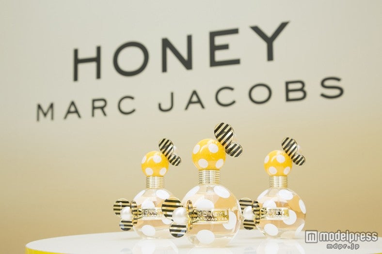 「MARC JACOBS」の新フレグランス「HONEY」