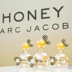 「MARC JACOBS」の新フレグランス「HONEY」