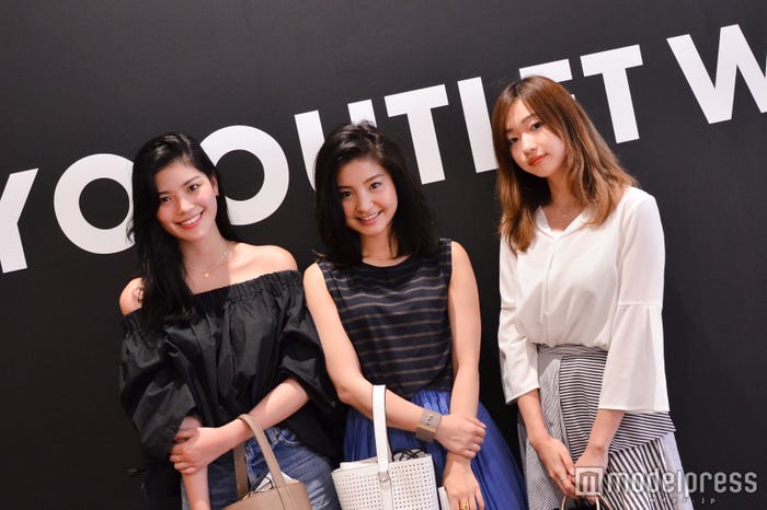 大阪から参加した富島かずきさん、明松みくさん、デンデンさん(C)モデルプレス