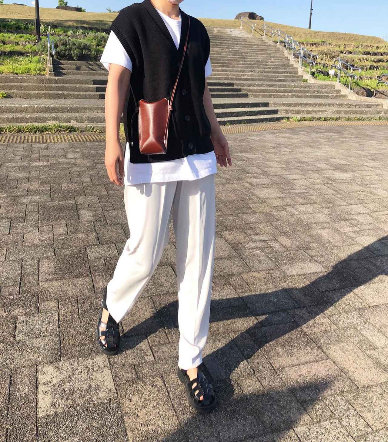 結局 地味色が一番役立つ ユニクロ のモノトーンコーデが最強すぎる モデルプレス 結局 地味色が一番役立つ ユニクロ のモノトーンコーデが最強すぎる モデルプレス