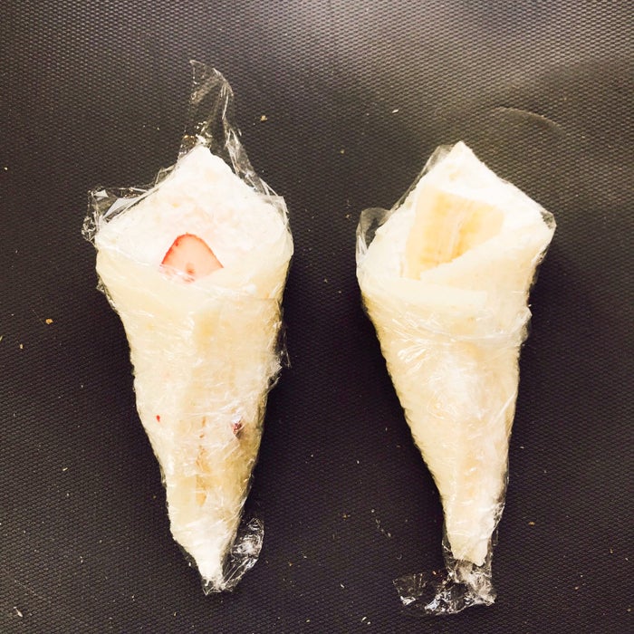 手順3：ラップごとクレープのように巻く／画像提供：柏原歩