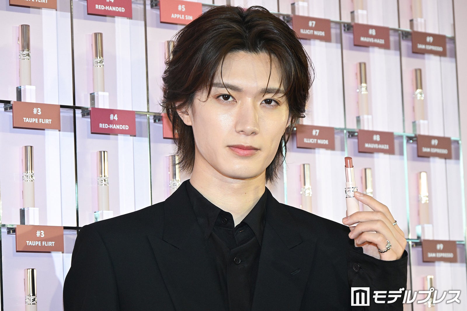 M!LK山中柔太朗「み！るきーずに助けられています」ファンのコメントが励みに 挑戦したいことも明かす【YSL LOVENUDE HOTEL】