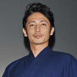 玉木宏「大嫌い」苦手なものを告白 松岡茉優としっとり浴衣姿で魅了