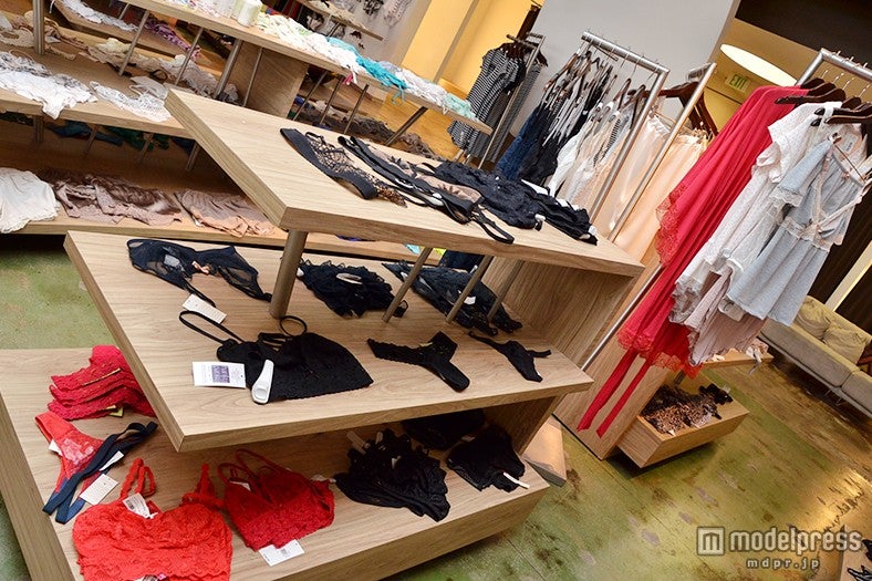 この店で全身コーディネートできる／画像提供：「Planet Blue（プラネットブルー）」