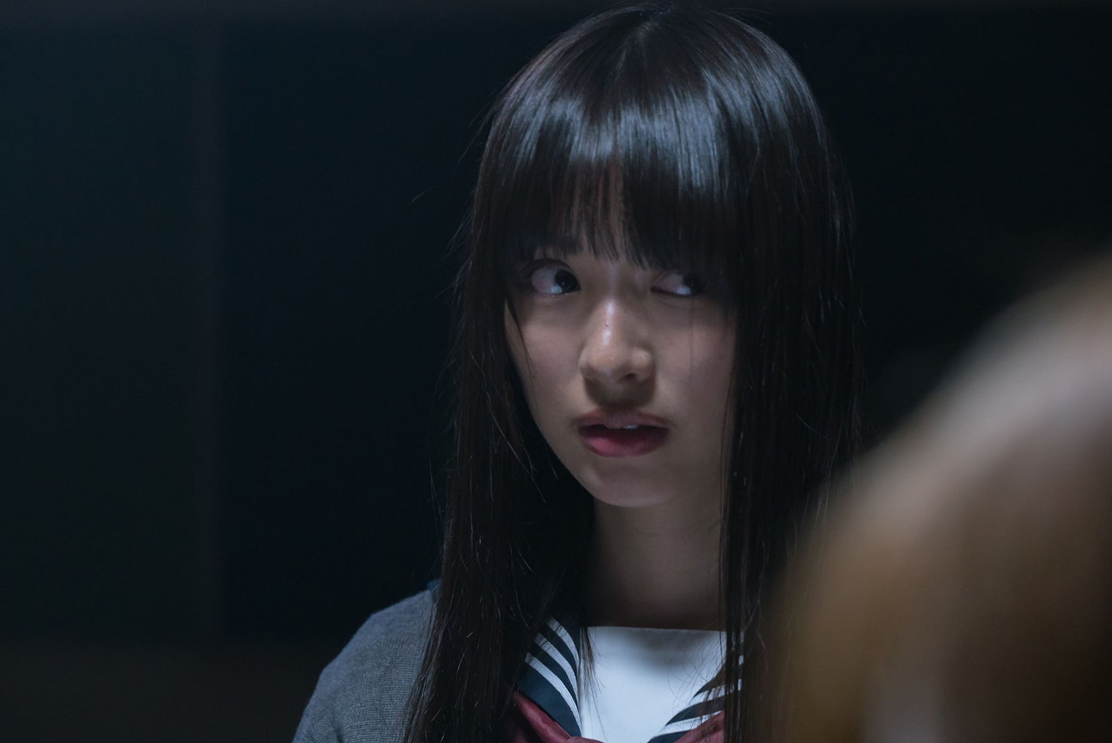 内田理央（C）山口ミコト・佐藤友生／講談社　（C）2017「トモダチゲーム」製作委員会