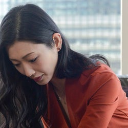 壇蜜、占い師・ステラ薫子からタロット占いのイロハを指導