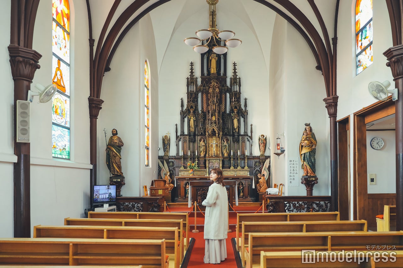 教会内は和と洋が融合した素敵な内装でした （C）モデルプレス