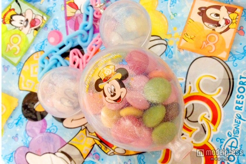 新しいデザインのホワイトのケース