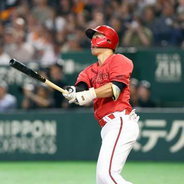 広島・中村奨成 完封阻止弾！九回2死から戸郷に一矢「なんとかしようと」 連勝4でストップ、15年ぶり巨人にシーズン16敗