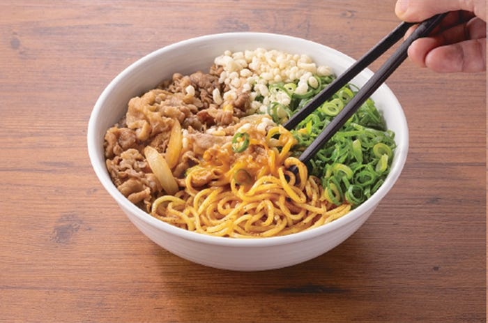 牛玉スタミナまぜそば/提供画像