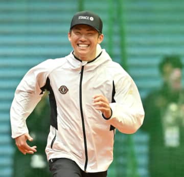 オリックス・曽谷が自主トレ公開 「九里さんを目指して、1年間しっかり投げ切る体を作りたい」