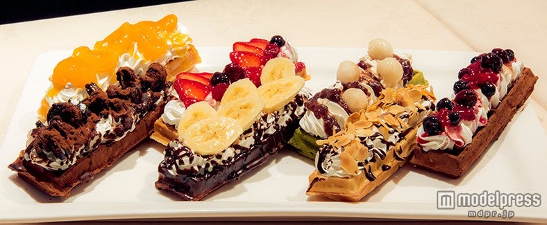 食べ歩きにぴったりなさくふわワッフルが登場